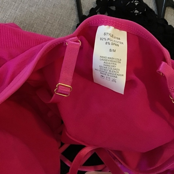 Hot pink bralette crop top nwt - Picture 3 of 4